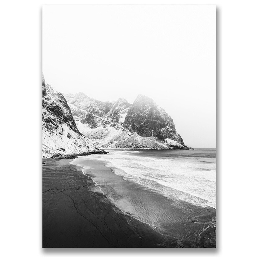 Картина на холсте 50Х70 см монохром &quot;Скалы у океана&quot;