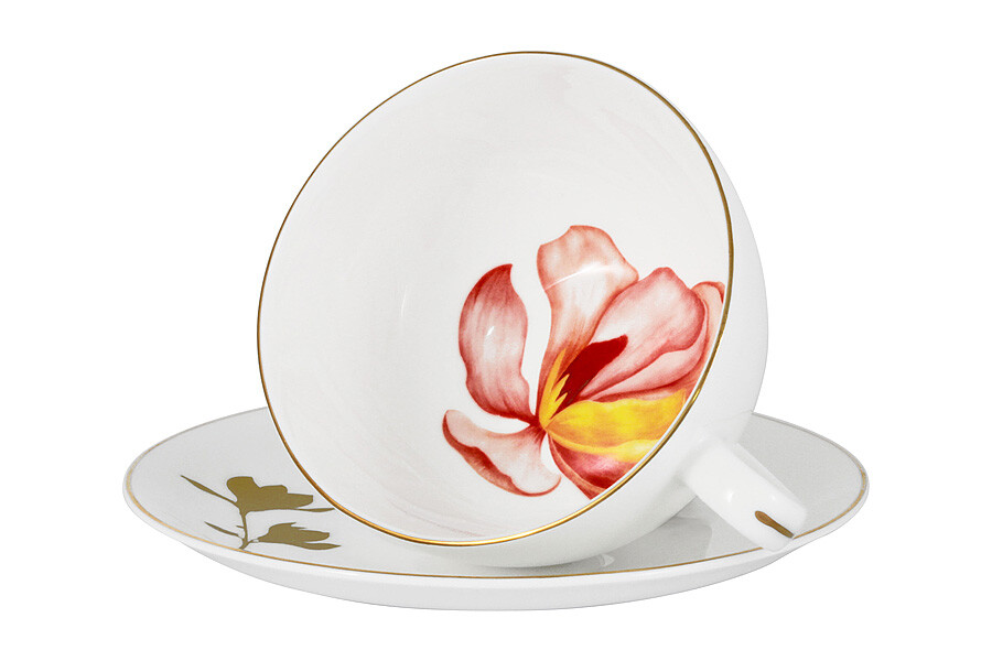 Чашка фарфоровая с блюдцем белая Magnolia