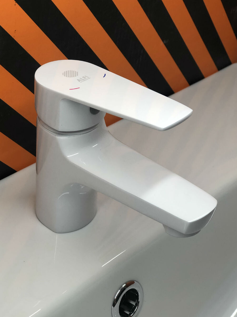 Смеситель для раковины однорычажный белый Stworki "Орхус" OR-01w - изображение 7