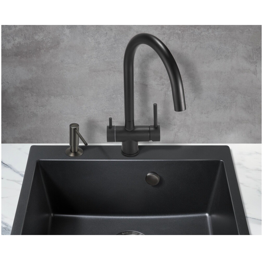 Смеситель для кухни однорычажный с краном для питьевой воды черный Milacio Ultra MCU.554.TB - изображение 4