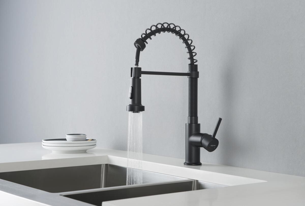 Смеситель для кухни с гибким изливом черный Aquatek "Европа" AQ1387MB - изображение 6