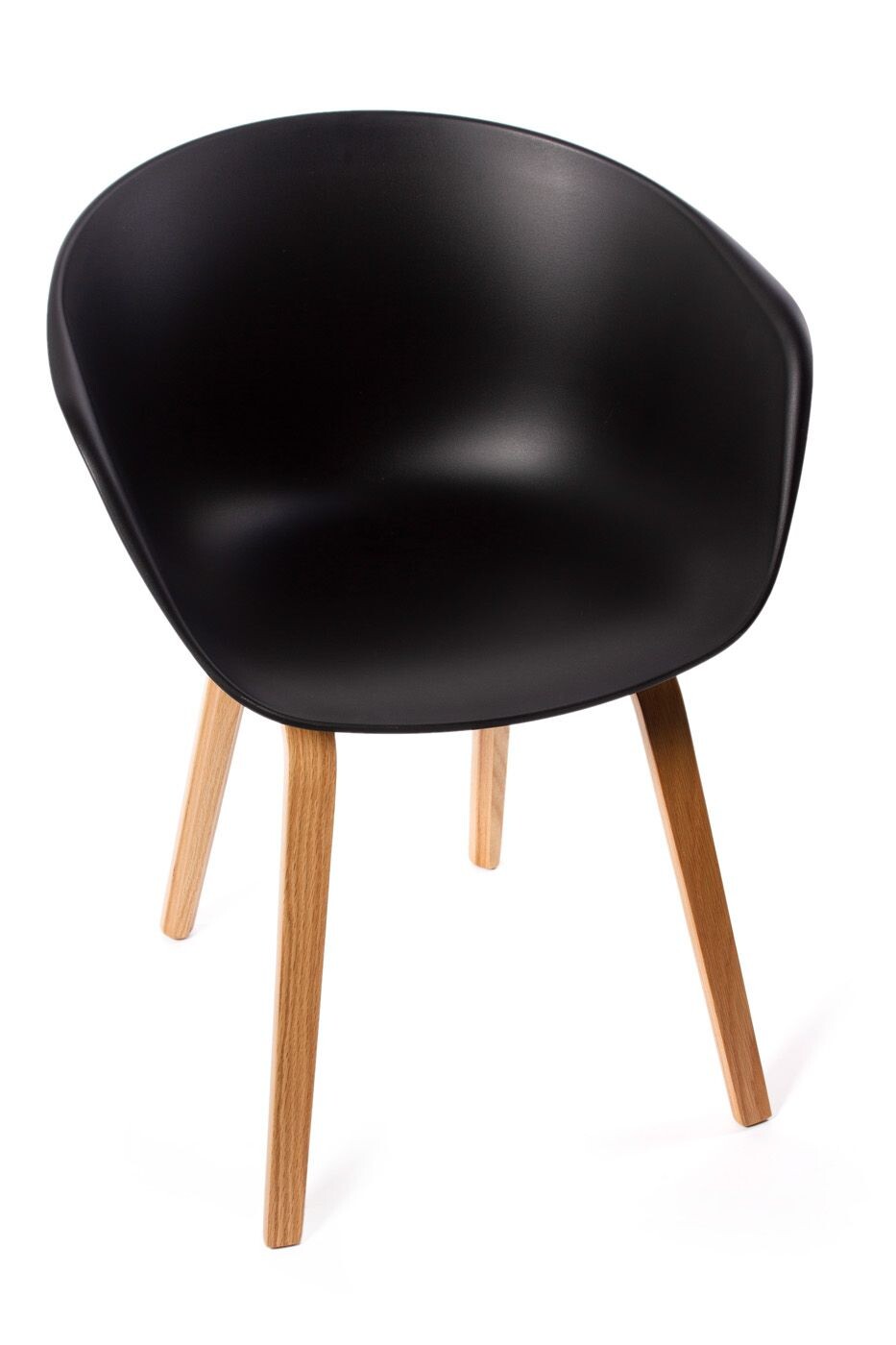 Кресло с деревянными ножками черное Hee Welling