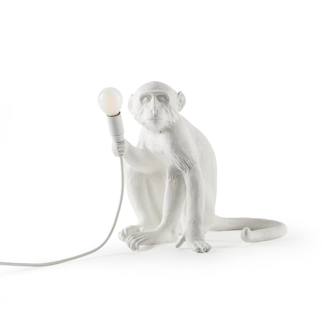 Настольная лампа из смолы белая Monkey Lamp Sitting 14882