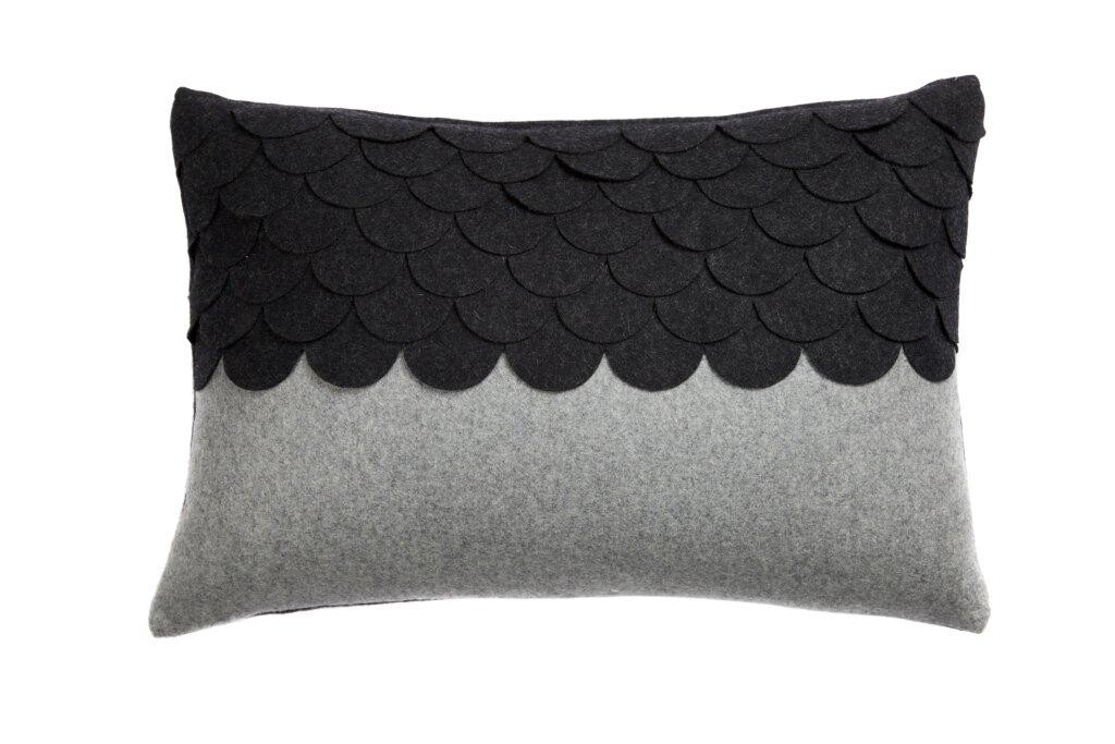 Подушка c узором Marbella Dark Gray