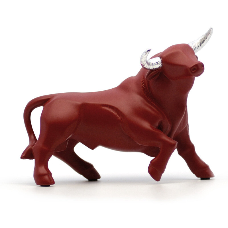 Статуэтка декоративная &quot;Средний красный бык с серебряными украшенными рогами&quot;