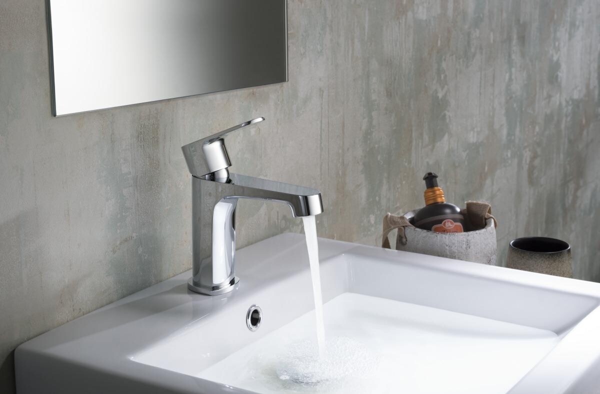 Душевой комплект с лейкой со смесителем для ванны и душа хром Aquatek "Оберон" AQ1230CR - изображение 10