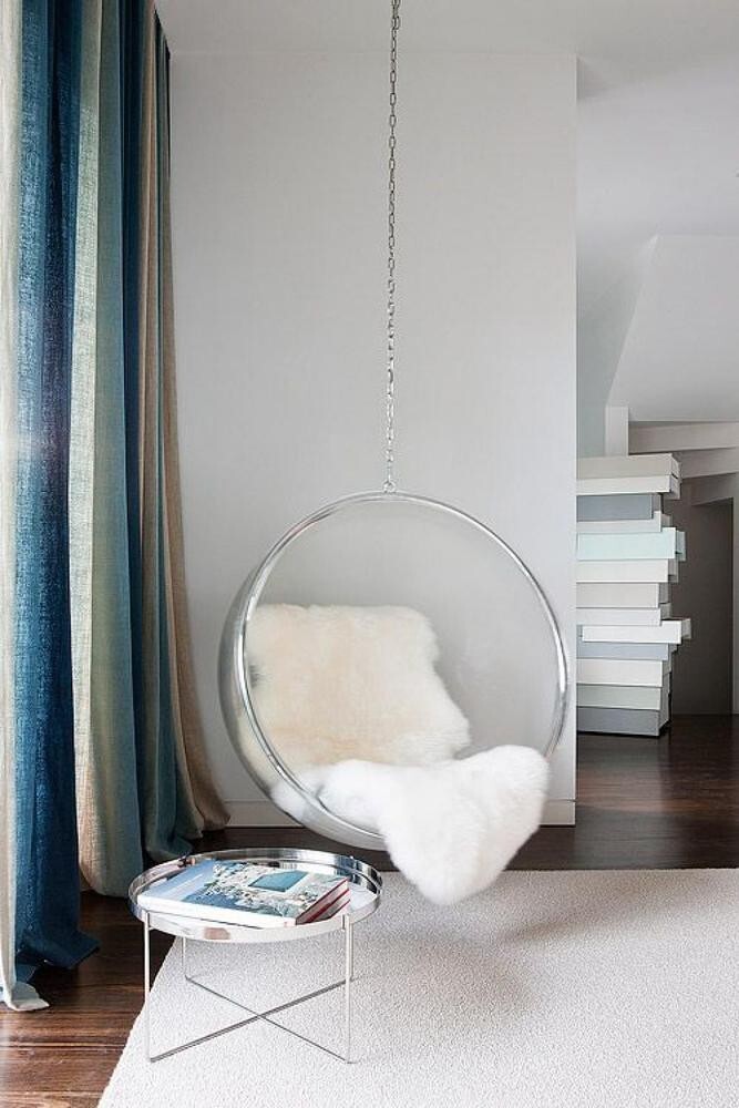 Подвесное прозрачное кресло bubble chair