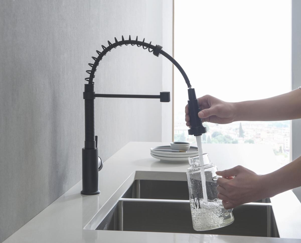 Смеситель для кухни с гибким изливом черный Aquatek "Европа" AQ1387MB - изображение 8