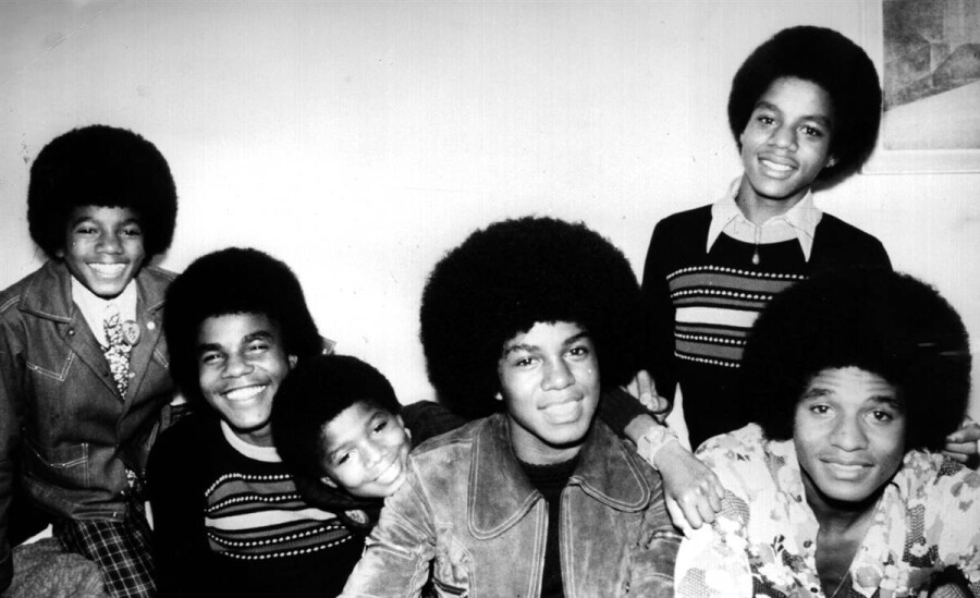 Майкл Джексон и его братья группа The Jackson 5 фото 6