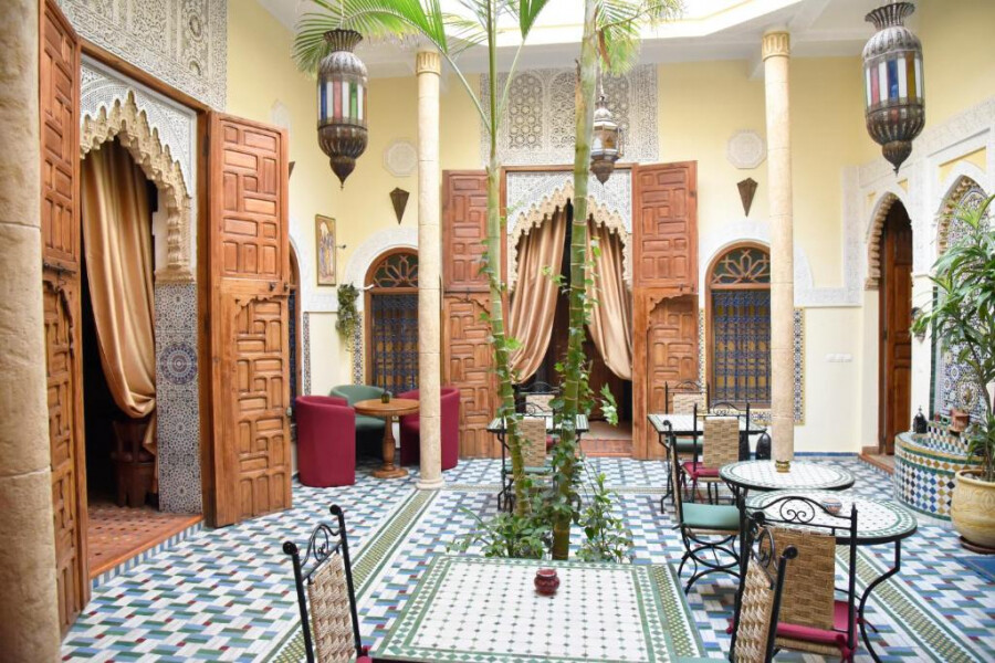 Кухня в марокканском стиле - 40 фото интерьера арабской ночи