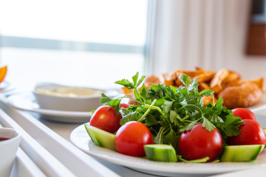 Вкусные диетические салаты — простые ПП рецепты приготовления