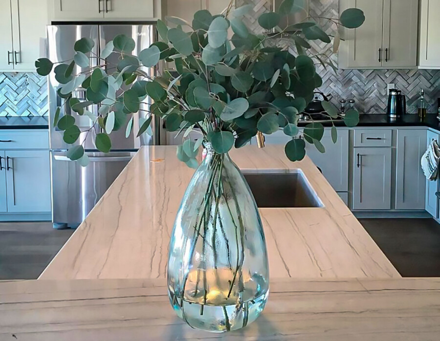 Изюминка интерьера - декоративные вазы LETO