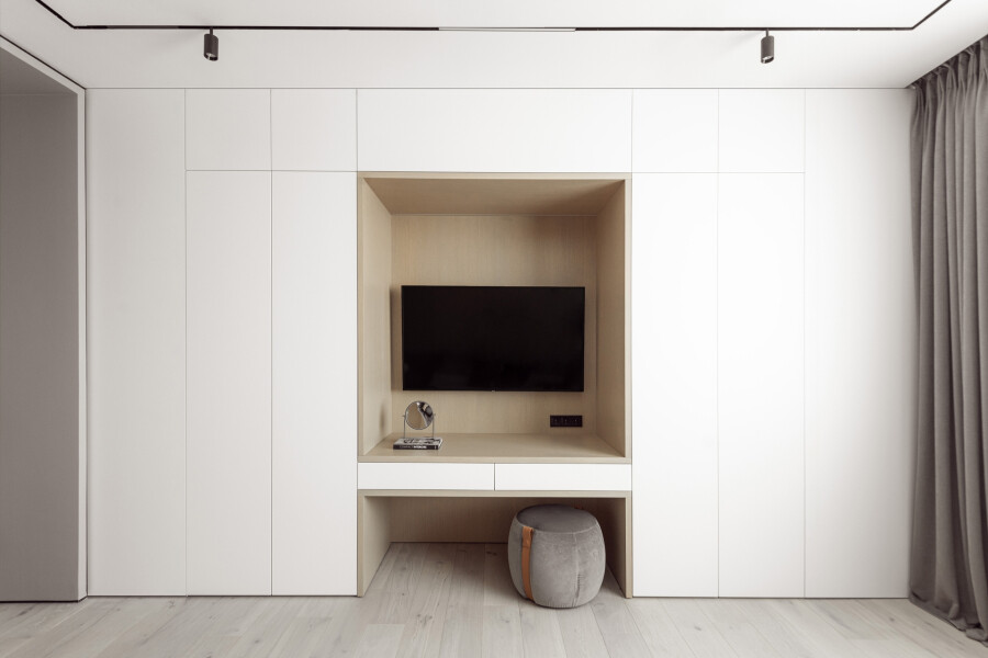 Working and TV zone