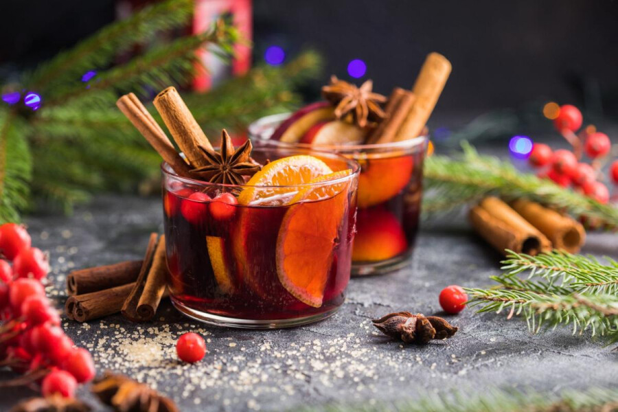 Глинтвейн – как приготовить самостоятельно согревающий рождественский напиток