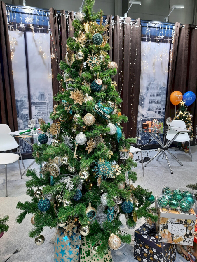 Бирюзовый декор
