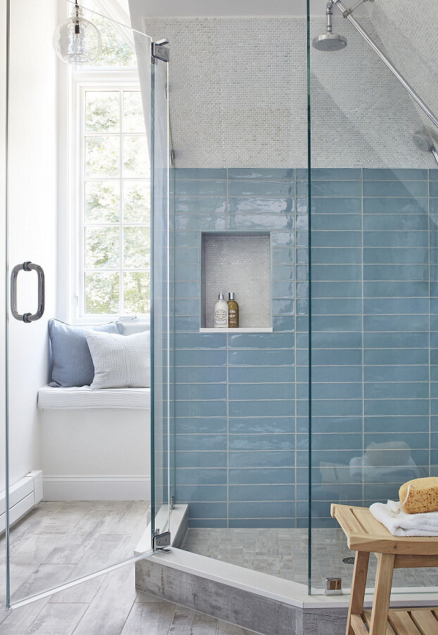 Модный дизайн голубой ванной комнаты: подбираем оттенки, фактуры и материалы