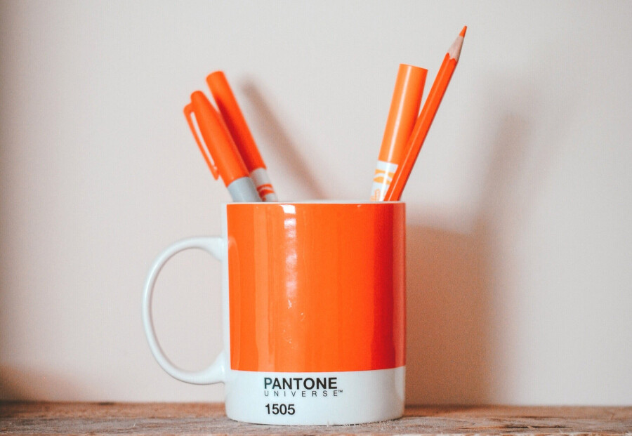 Продукция Pantone