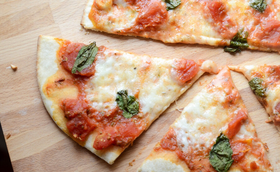 Пицца домашняя рецепт приготовления / Пицца на тонком тесте / Вкус�ное тесто для пиццы