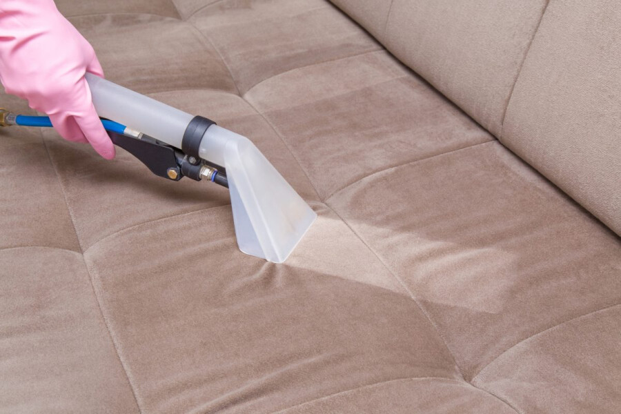 Как отмыть мебель: 15 сложных пятен и действенные методы их удаления