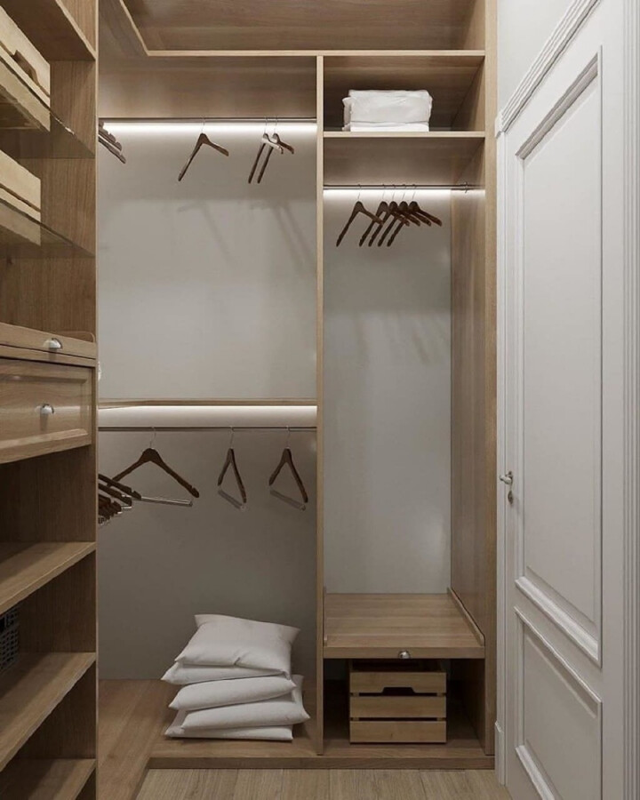 Интерьеры гардеробных комнат в минималистическом стиле