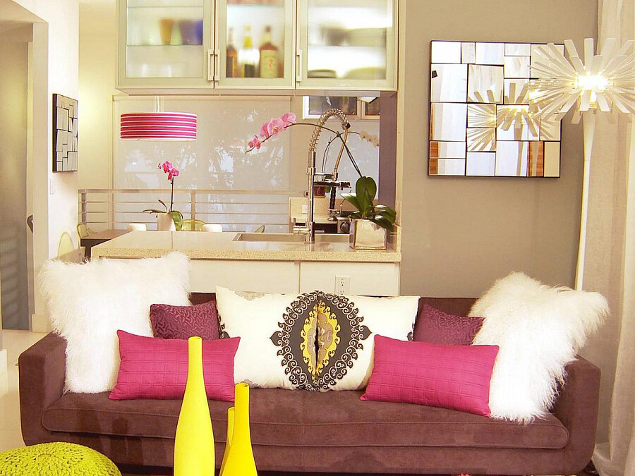 Фиолетовый диван в интерьере: 50+ фото, идеи для гостиной, кухни, угловые конструкции