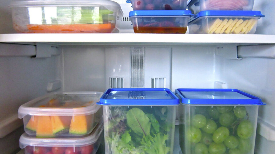 Plastic containers for storing products