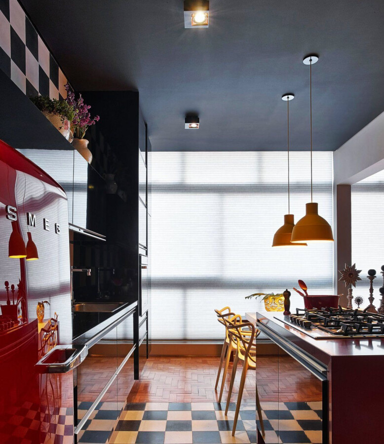 Дизайн интерьера с черным потолком - 80 фото