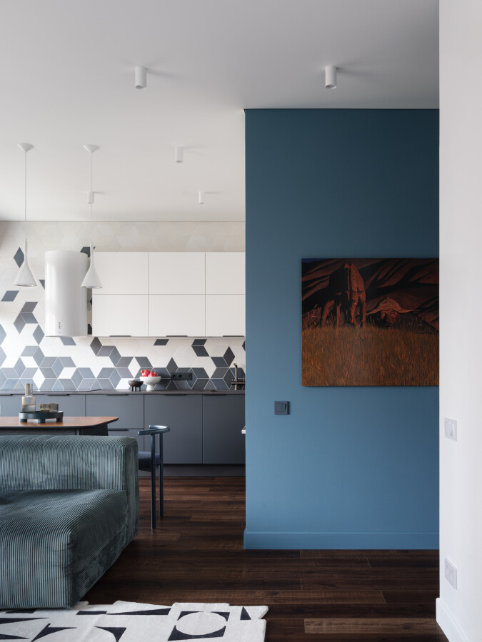 The color of the walls in the living room
