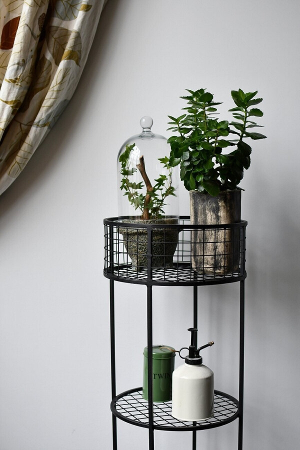 Подставка для цветов металлическая черная Plant