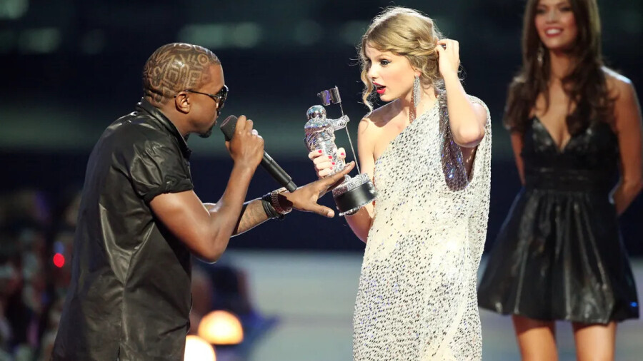 Тейлор Свифт и Канье Уэст American Music Awards фото 3