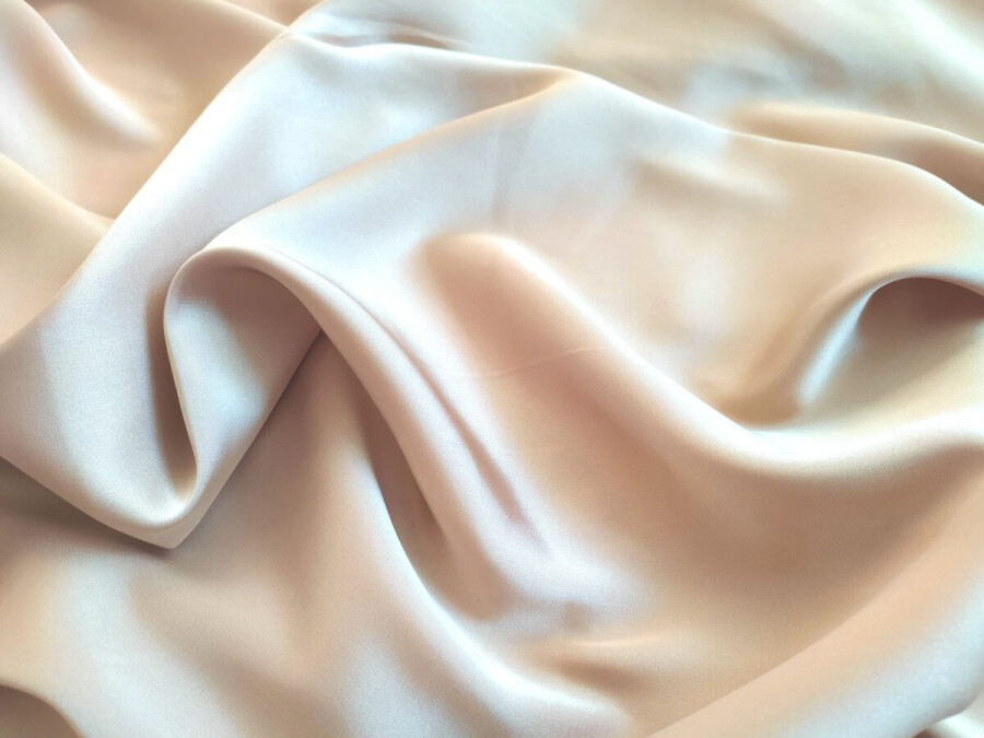 Текстильный дизайн в интерьере: погружаемся в разнообразие тканей и аксессуаров