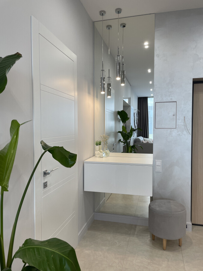 Mirror in the hallway