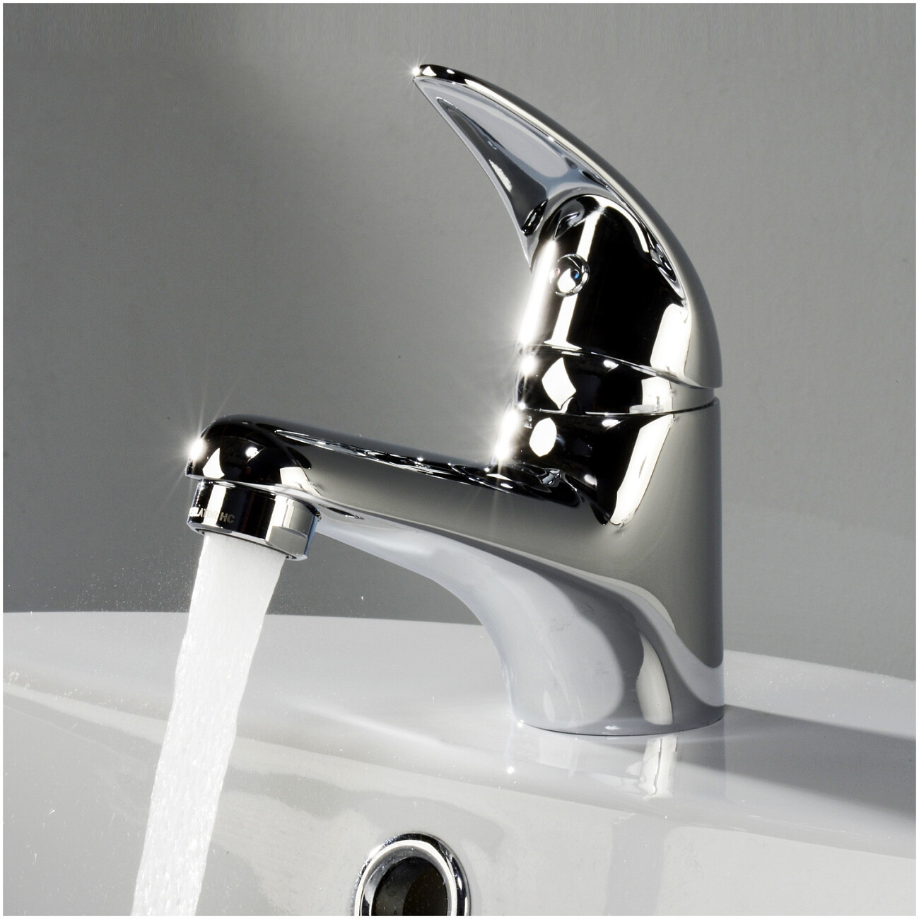 Смеситель для раковины из латуни хром Wasserkraft 2603 - изображение 3