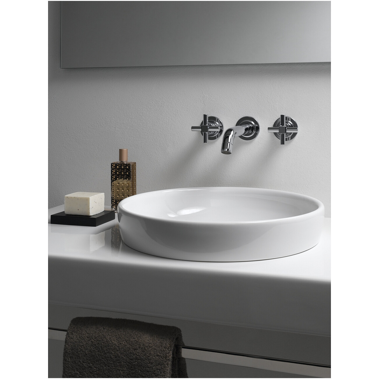 Раковина накладная фарфоровая круглая 40 см белая Vitra Water Jewels 4334B003-1361 - изображение 6