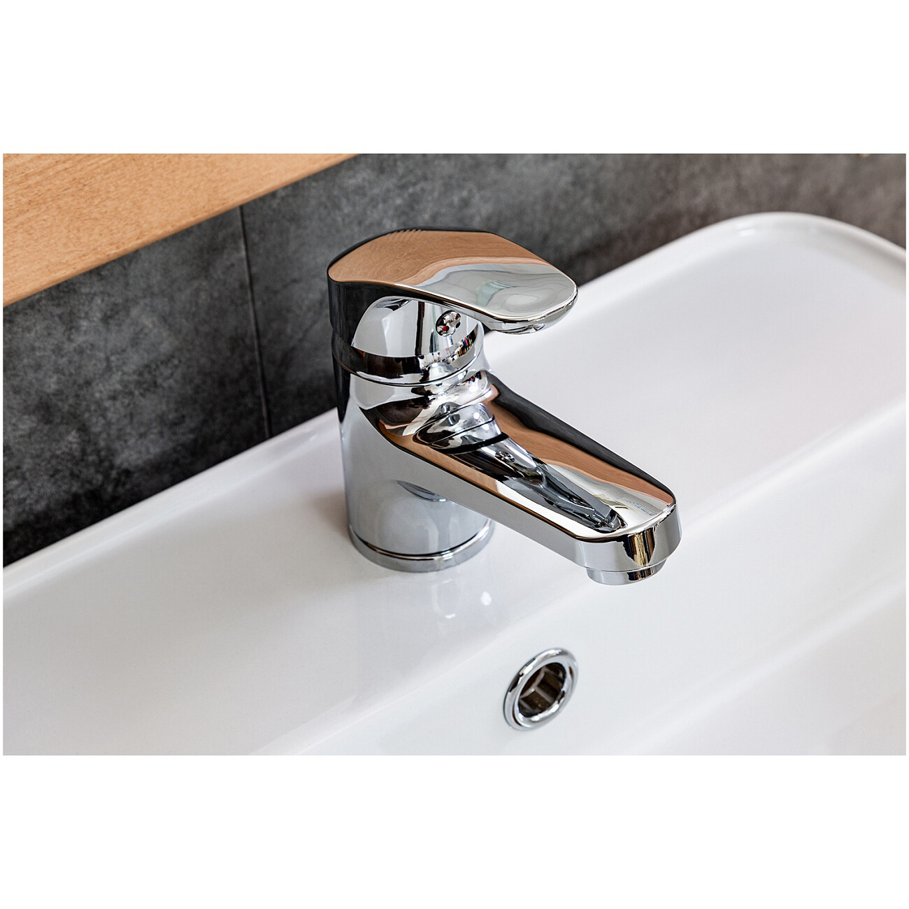 Смеситель для раковины с гигиеническим душем хром Diwo "Коломна" KL-05cr - изображение 5