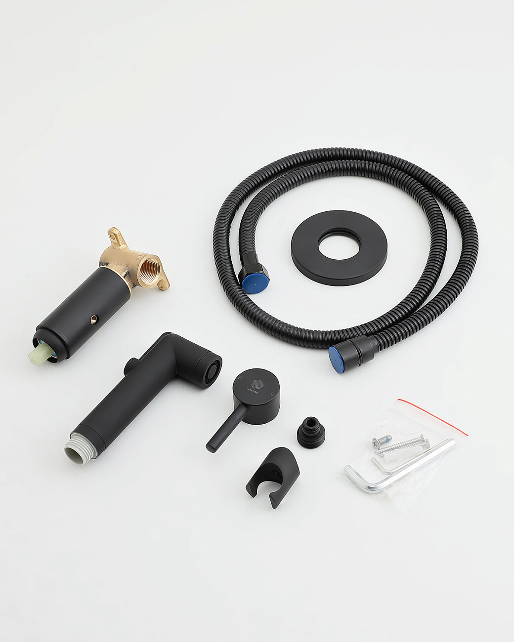 Гигиенический душ со смесителем и держателем металлический черный Stworki "Эстерсунд" E ES-05b - изображение 5