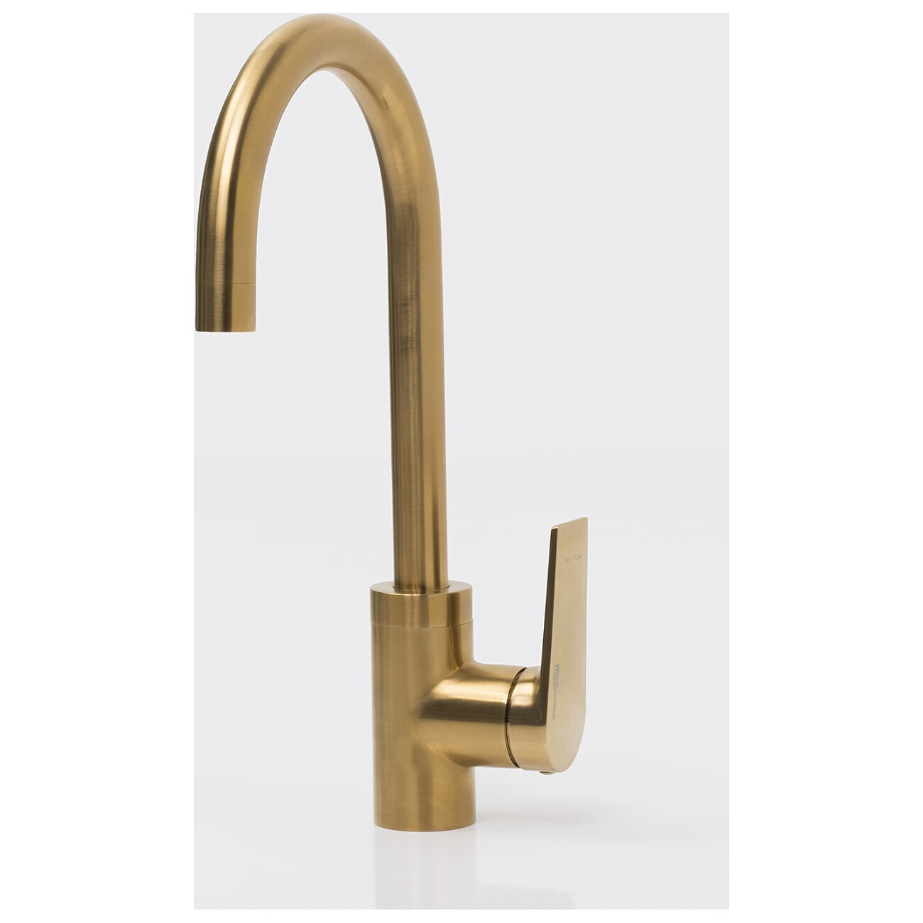 Смеситель для кухни из латуни золотой Wasserkraft 5507 - изображение 6