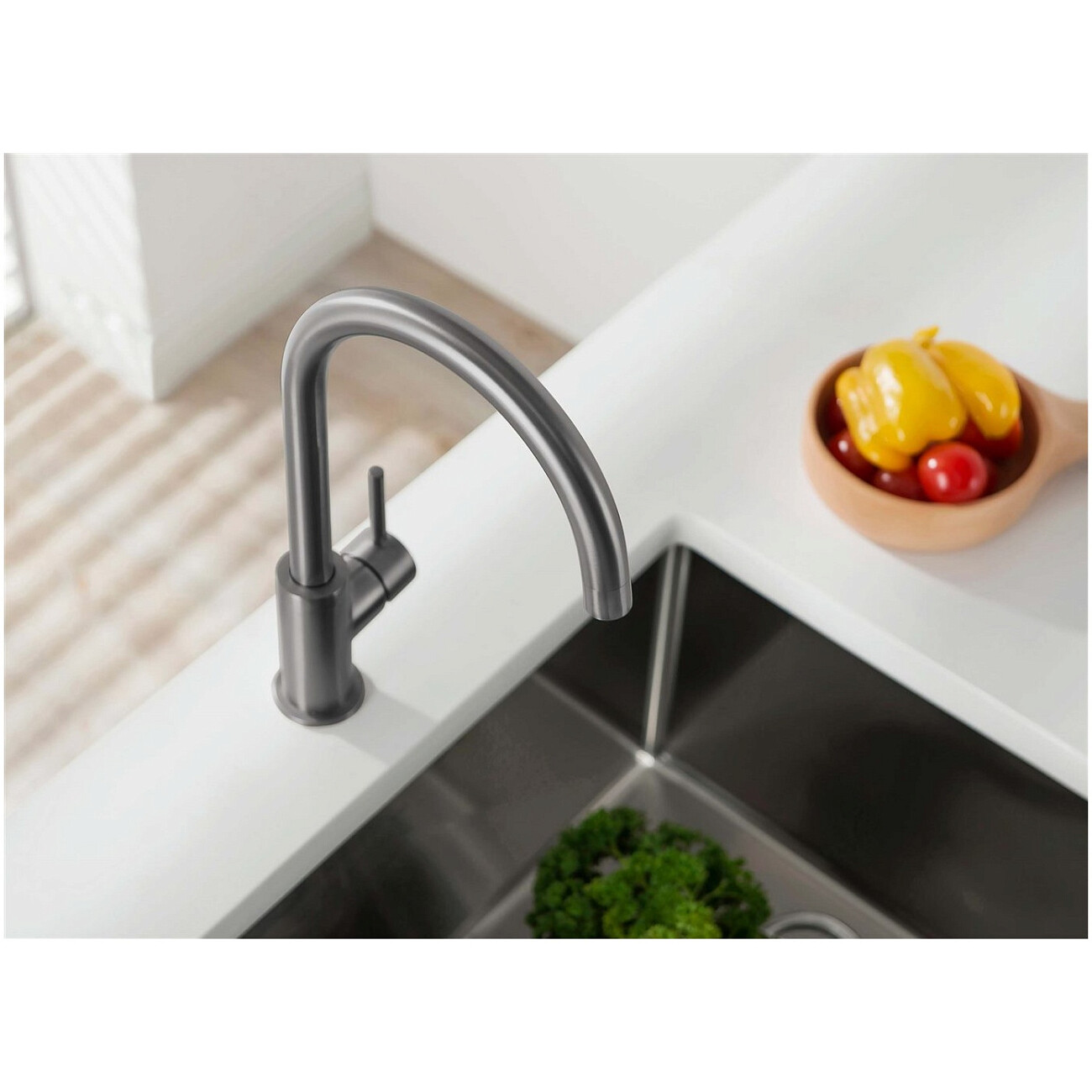 Смеситель для кухни однорычажный оружейная сталь Aquatek "Европа" AQ1382BGM - изображение 7