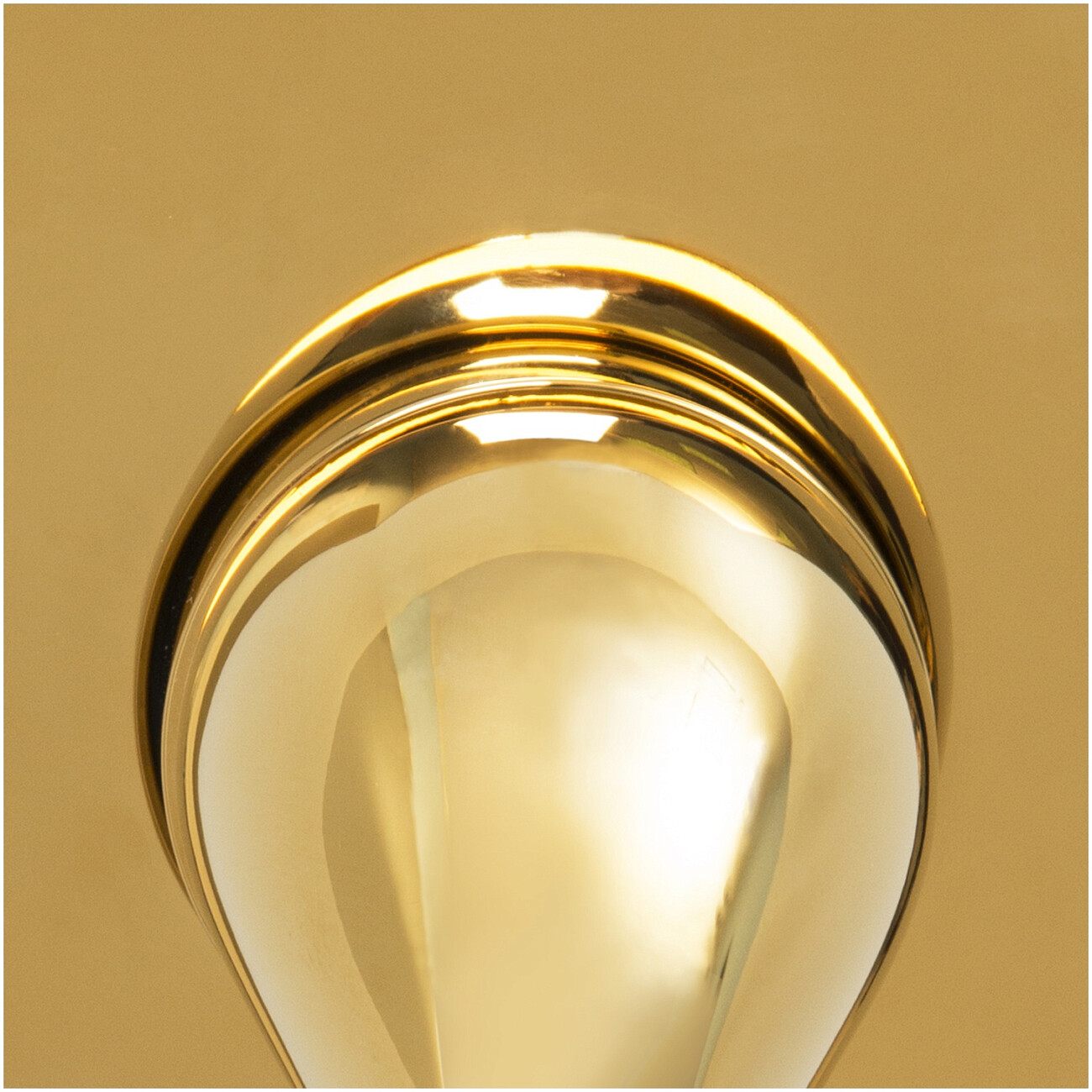 Смеситель для душа встраиваемый из латуни золотой Wasserkraft 7151 - изображение 5