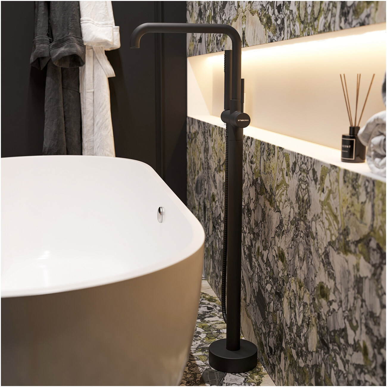 Смеситель напольный для ванны с душем черный Stworki "Лунд" S25080BK - изображение 2