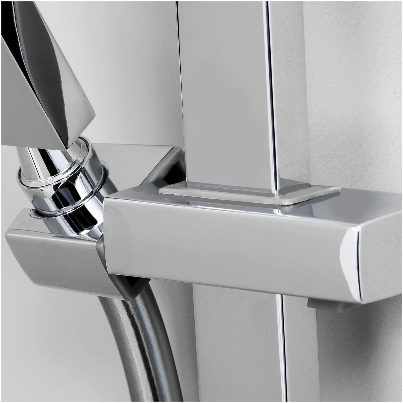 Душевая стойка с держателем хром Wasserkraft A143 - изображение 5