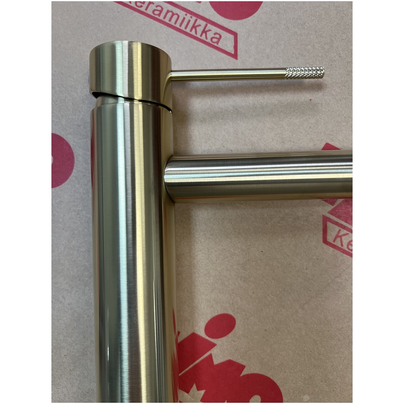 Смеситель для раковины-чаши золото матовое Timo Saona 2311-17F - изображение 3