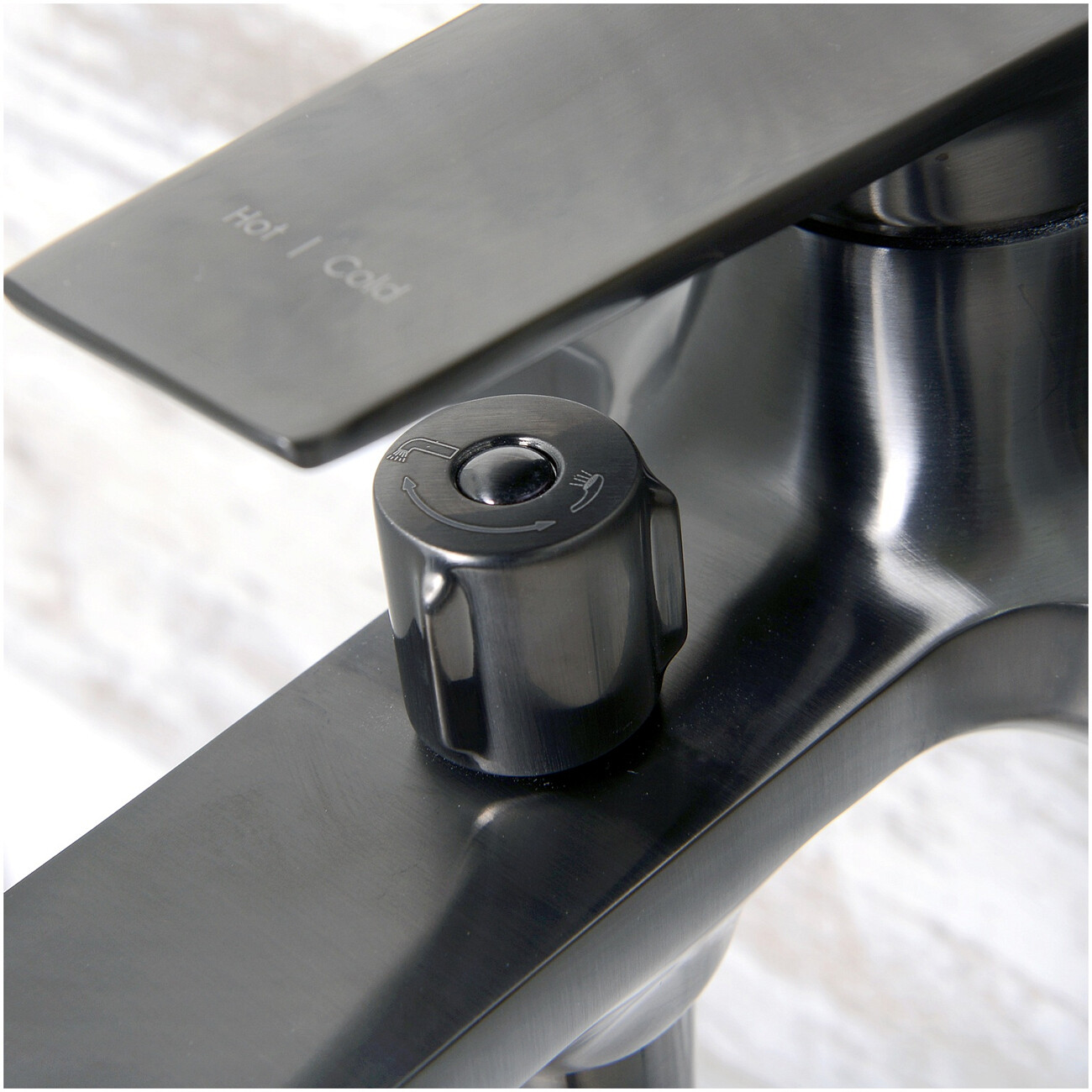 Душевой комплект с лейкой и коротким изливом оружейная сталь Wasserkraft Wiese 8401 - изображение 6