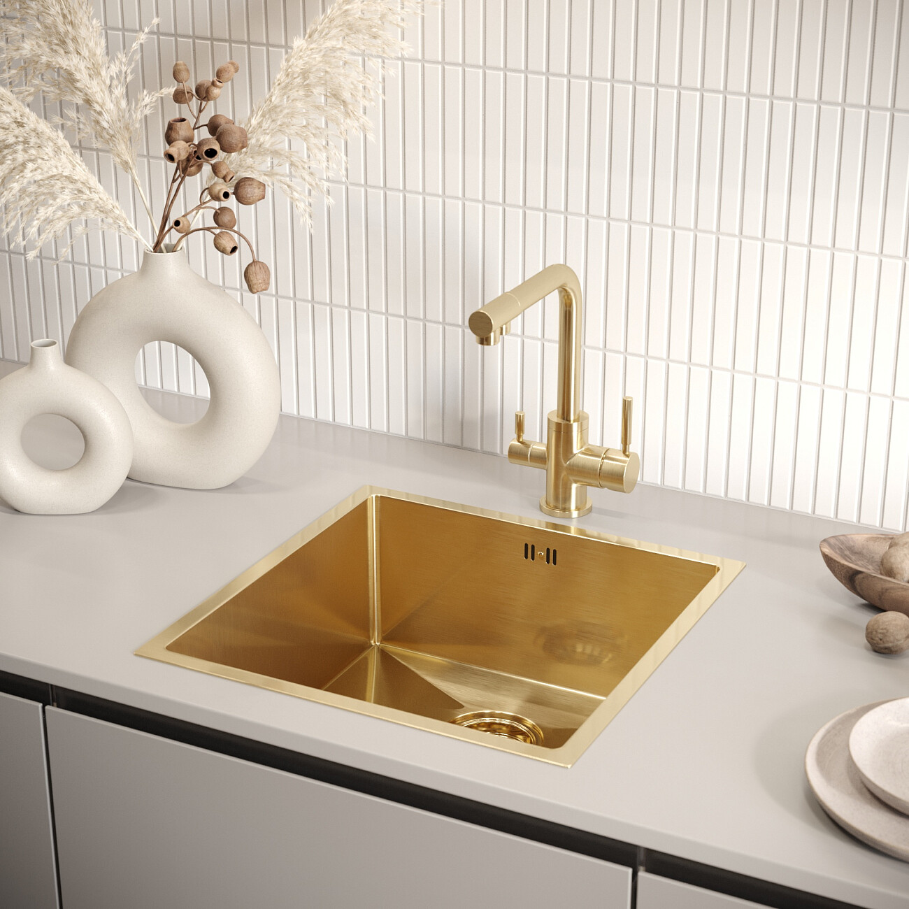 Смеситель для кухни однорычажный с изливом для фильтрованной воды золото Domaciй "Равенна" DCB 3003 - изображение 6