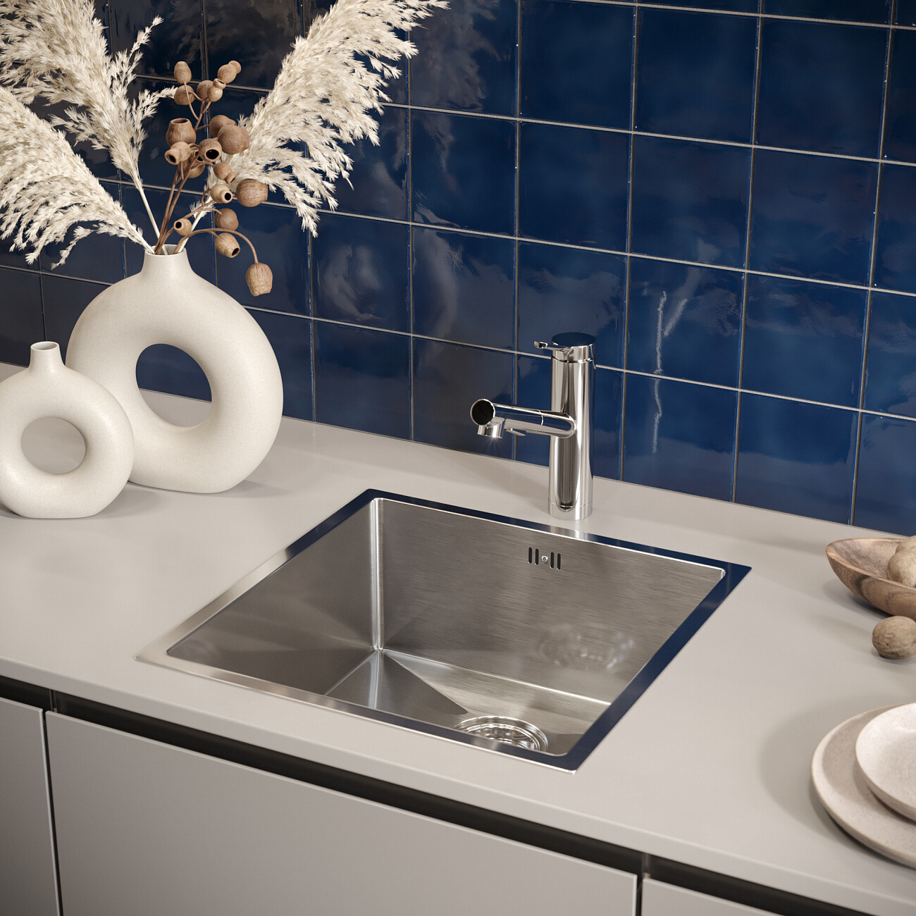 Смеситель для кухни однорычажный с выдвижным изливом черный Domaci "Равенна" DC 3012 - изображение 6