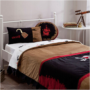 Покрывало детское 120х200 см с 2 подушками коричневое Pirate Hook