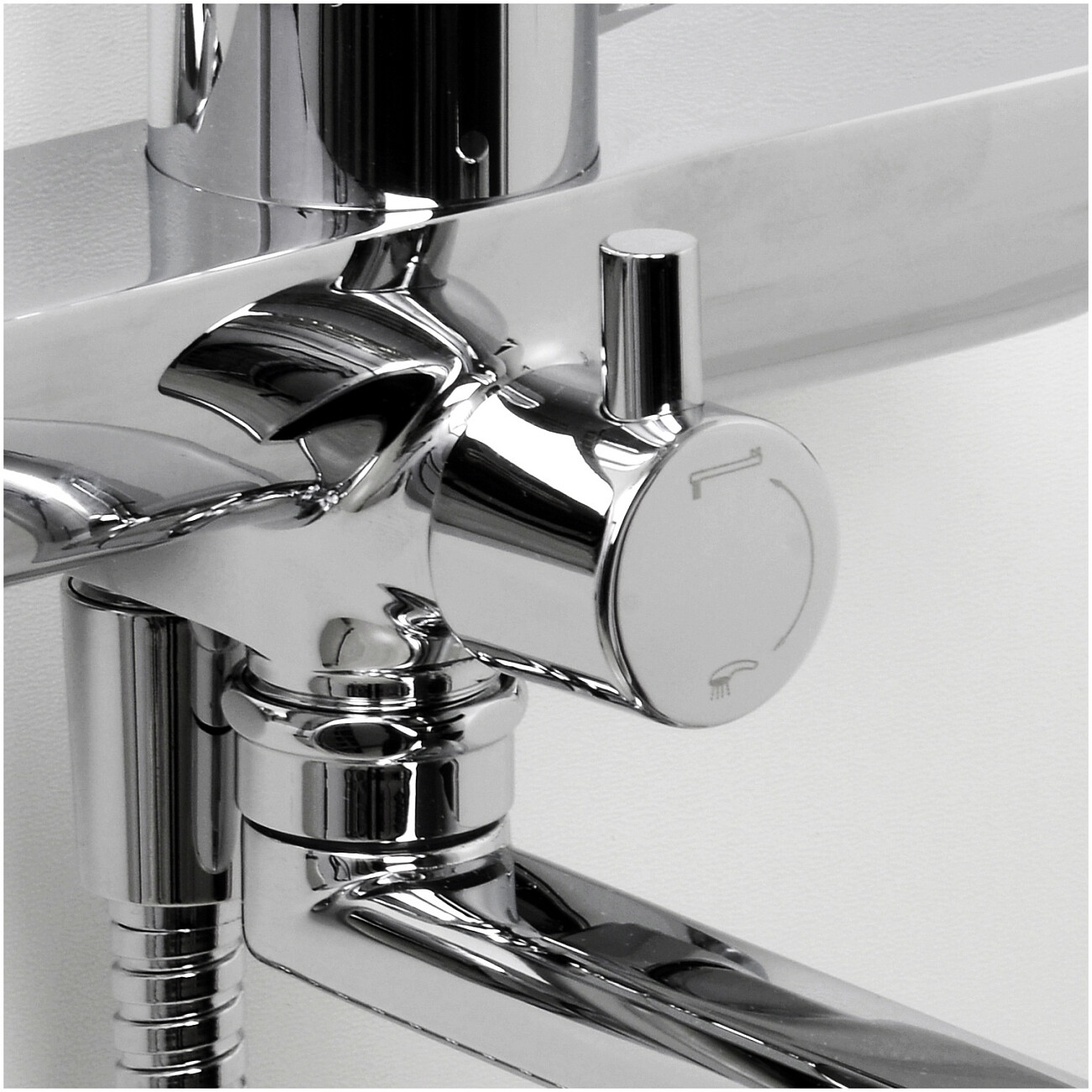 Душевой комплект с лейкой и длинным изливом хром Wasserkraft Lippe 4502L - изображение 5