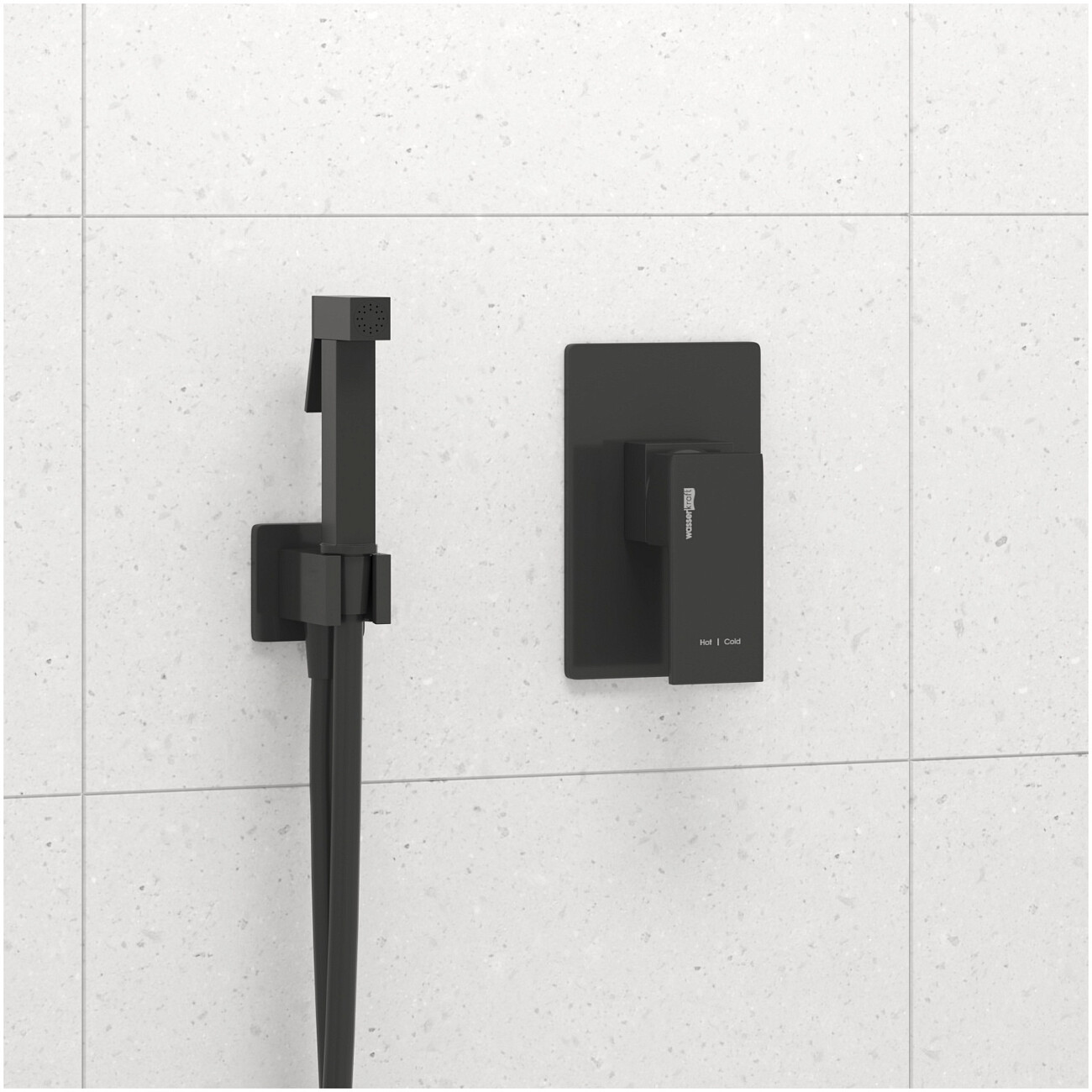 Гигиенический душ с встраиваемым смесителем черный Wasserkraft A02041 - изображение 2