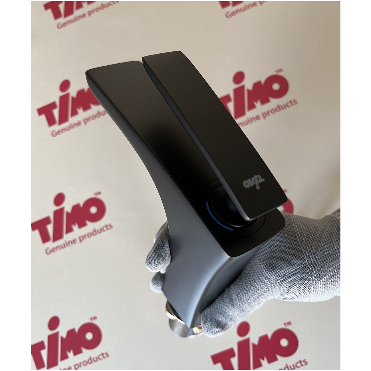 Смеситель для раковины черный Timo Helmi 4061-03F - изображение 2