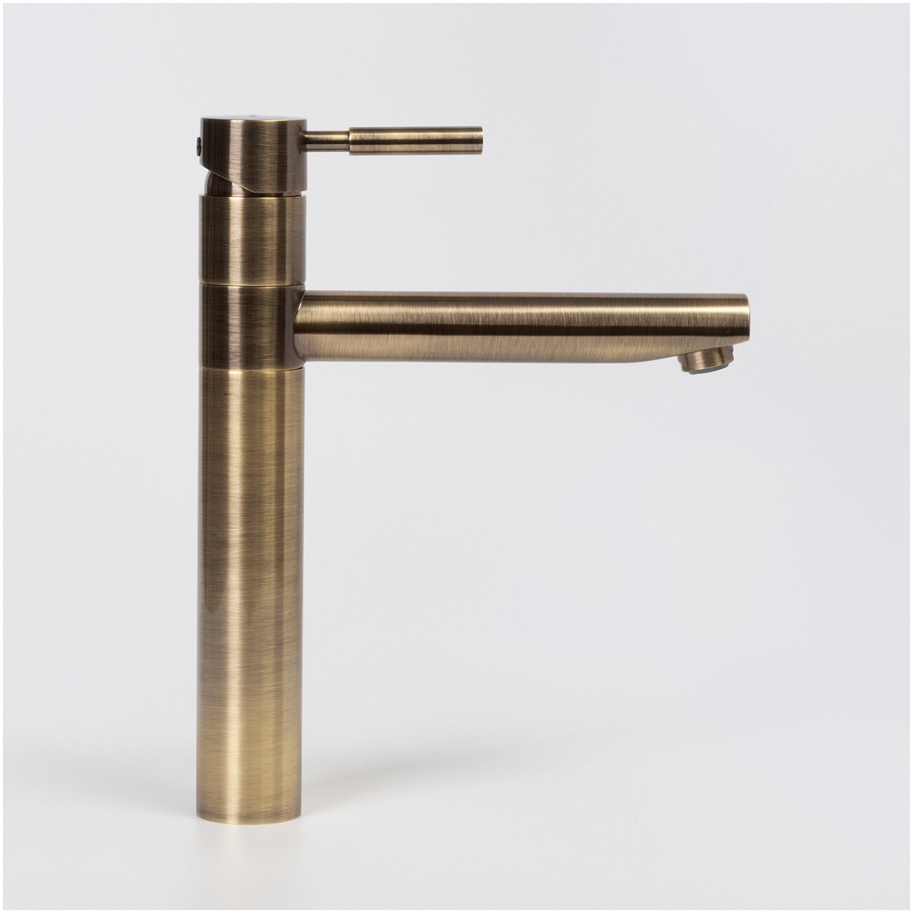 Смеситель для кухни из латуни светлая бронза Wasserkraft A8137 - изображение 4